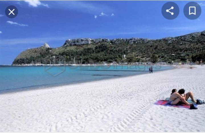 Exclusive Use Swimming Pool Available From June To September 칼리아리 외부 사진